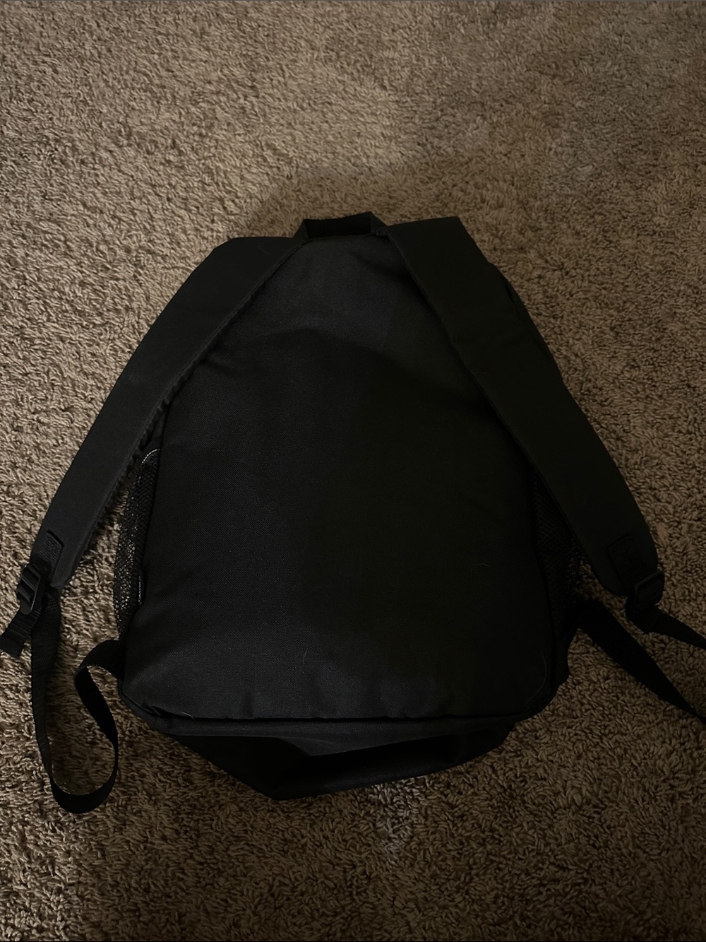 Carrington backpack - Picture 2 of 3
